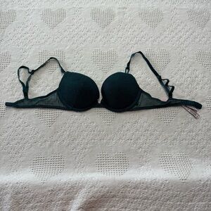 Victoria’s Secret Dark Green Lacey Push-Up Bra (34B)